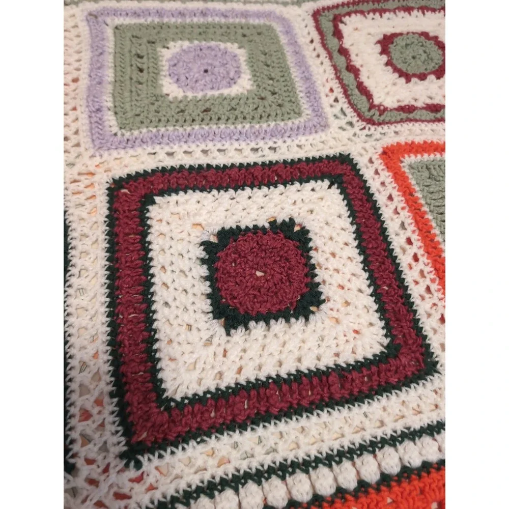 Vintage Handmade Granny Square Afghan 39x52‎